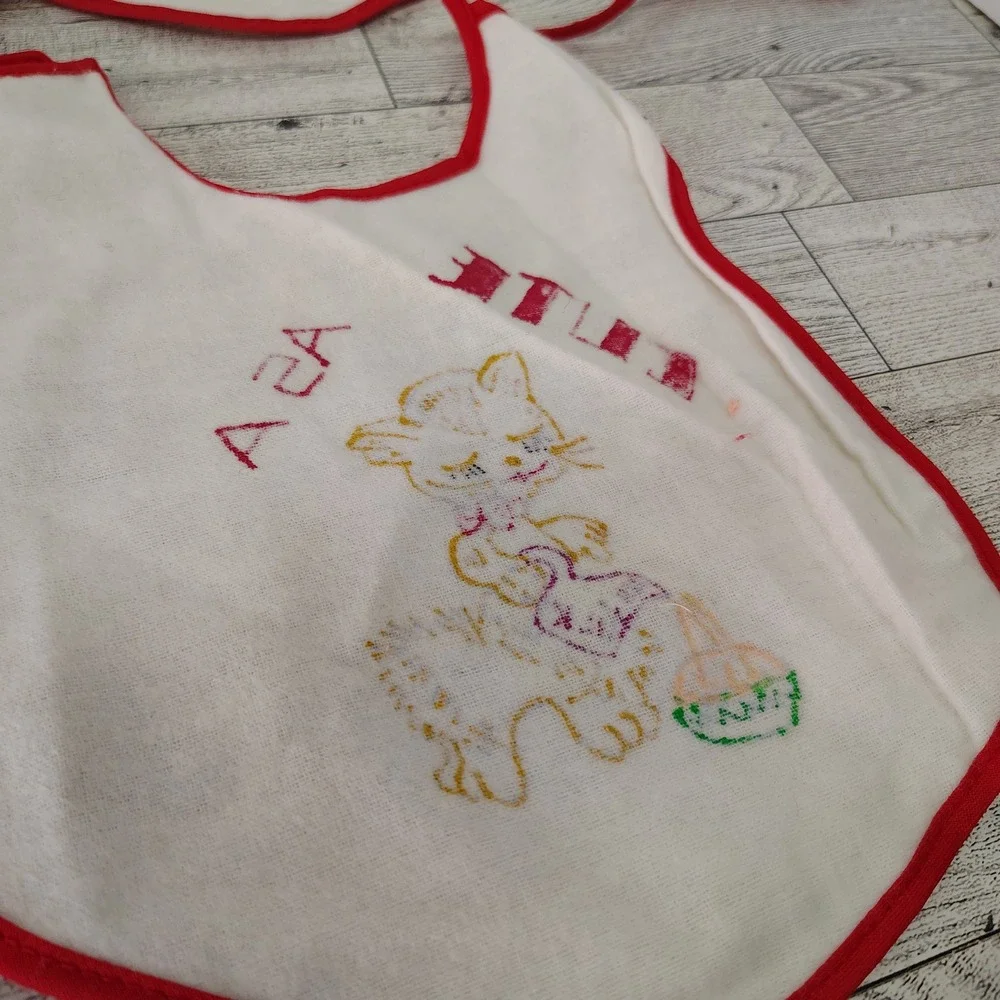 Vintage Baby Bibs Set‎ of 4 Animal Designs Red Trim Funny Cute Mouse Kitten Bear